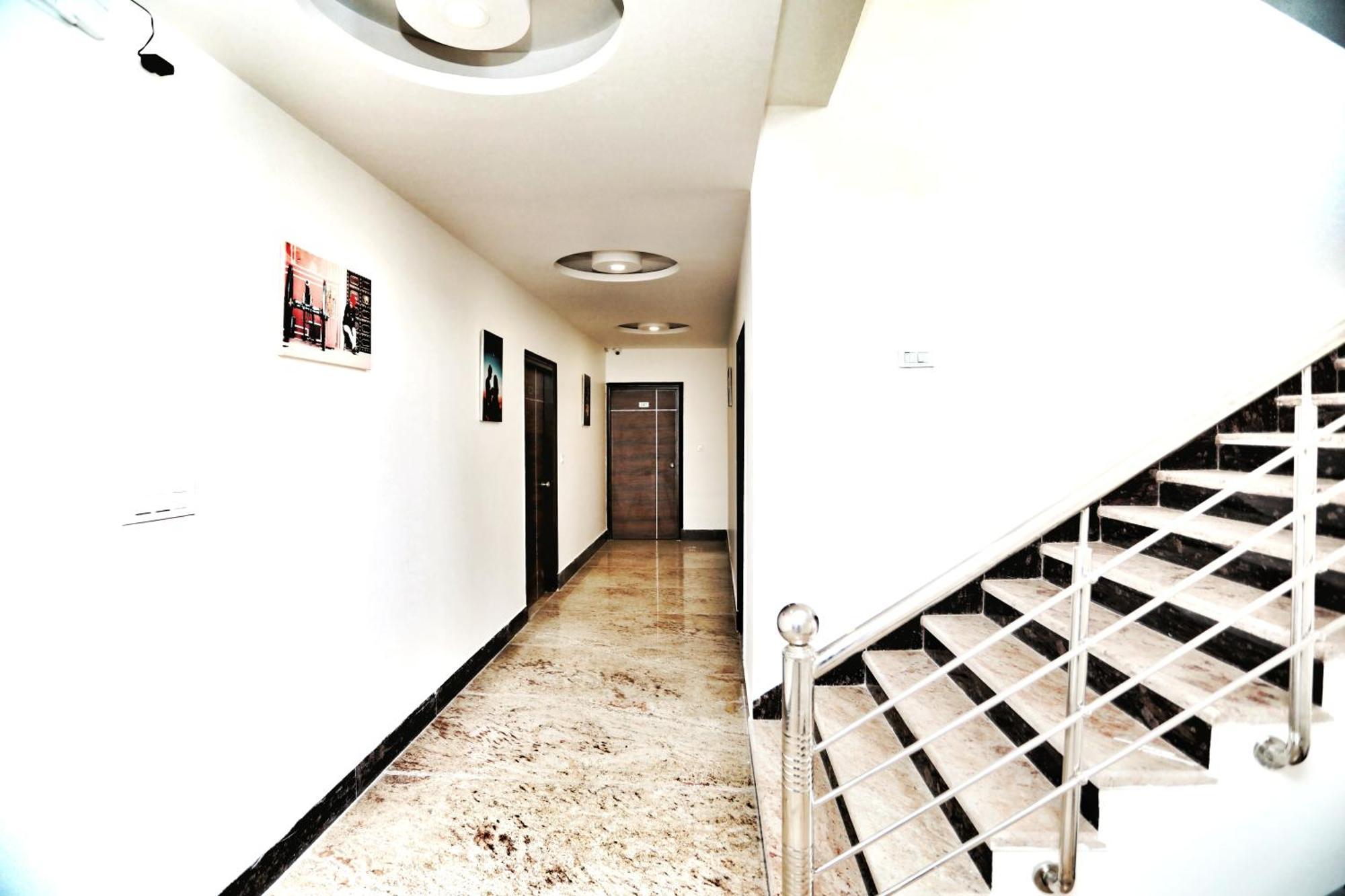 Airport Hotel Delhi Aerocity, 15 Mins Yashobhoomi Nova Deli Exterior foto