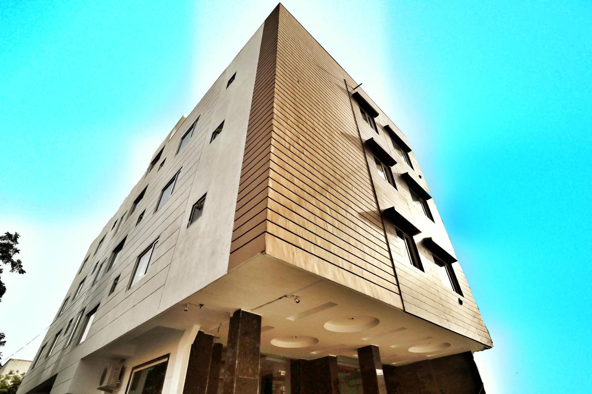 Airport Hotel Delhi Aerocity, 15 Mins Yashobhoomi Nova Deli Exterior foto